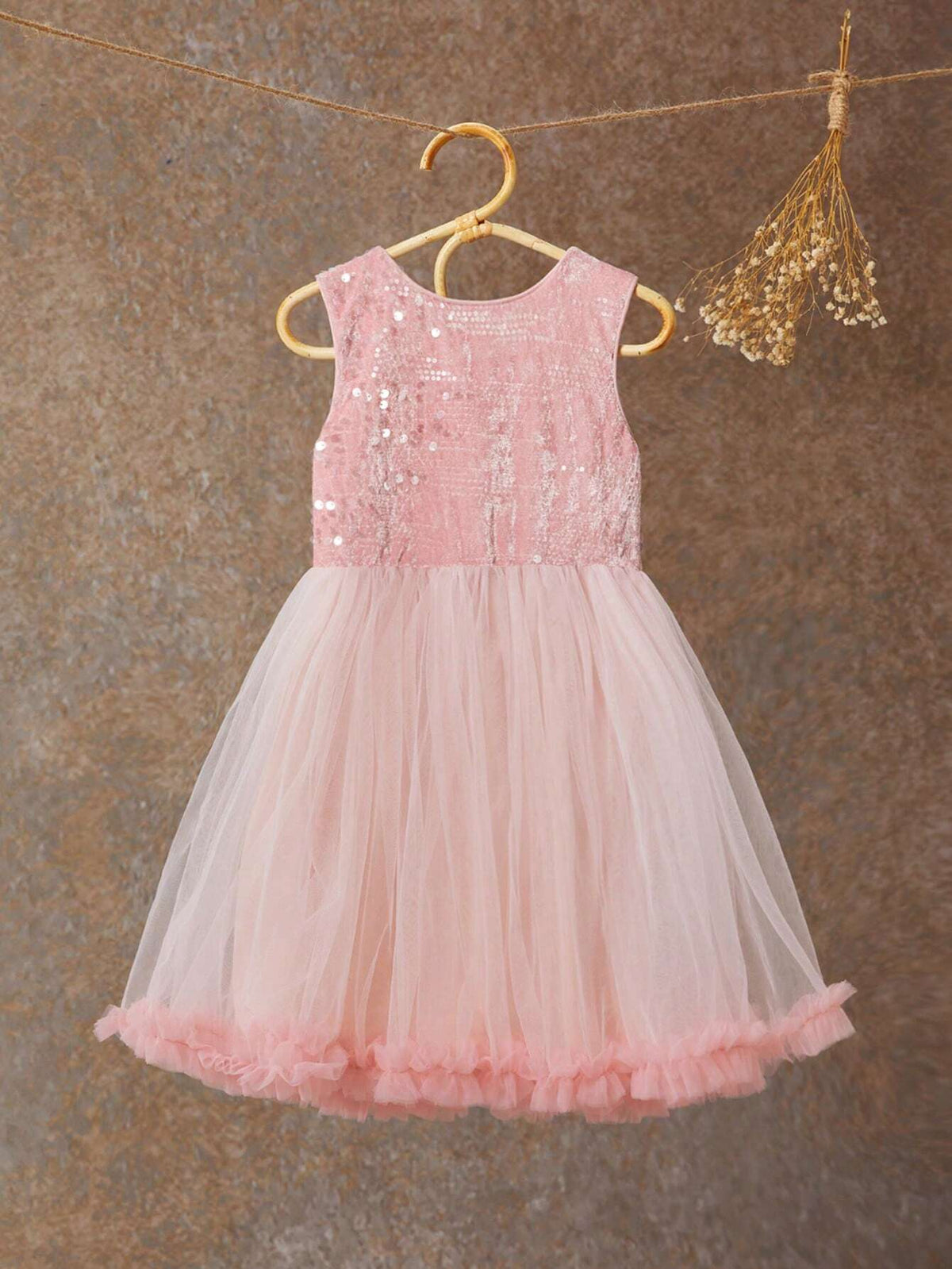 Girls Sleeveless Sequin Decorated Mesh Princess Dress