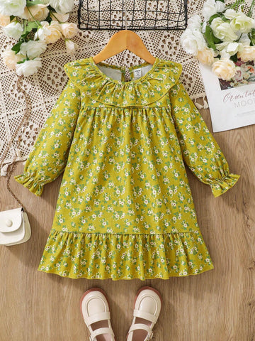Young Girls Green Ditsy Floral Long Sleeve Dress