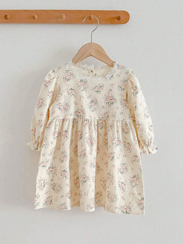 Spring And Autumn Girls' Long Sleeve Square Collar Floral Dress With Petal Sleeves