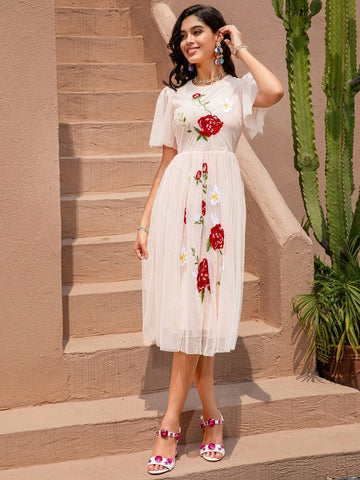 Spring Summer Fashion Women Gorgeous Elegant Big Swing Long Dress Sashes Mesh Floral Embroidery Mesh Midi Dress