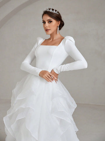 Square Collar Long Sleeve Mesh Overlay Hem Wedding Dress