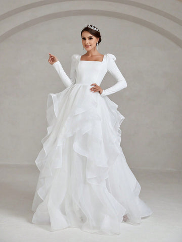 Square Collar Long Sleeve Mesh Overlay Hem Wedding Dress