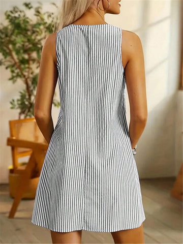Striped Crew Neck Casual Sleeveless Pocket Dress