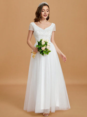 Sweetheart Neck Contrast Sequin Mesh Maxi Wedding Dress