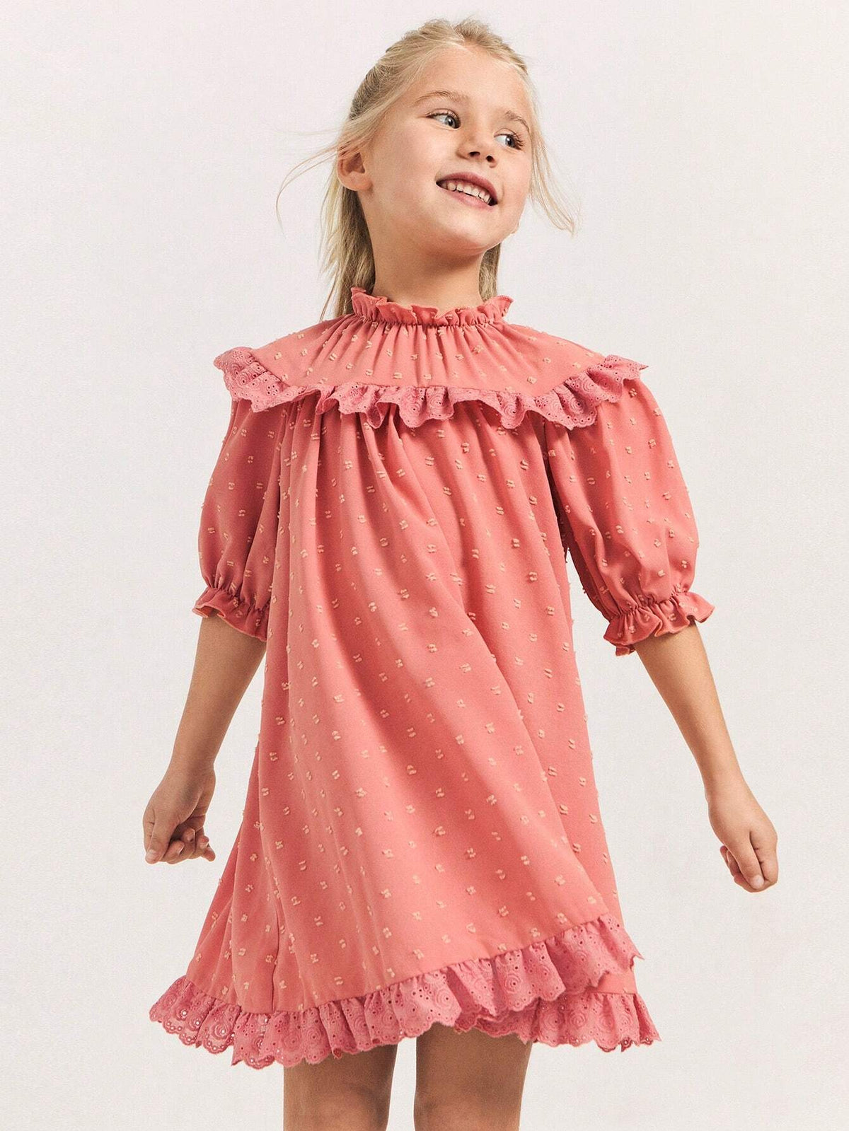 THE HAPPY LOOK Loose Fit Pink Dresses For Young Girls, Ruffle Collar, Puff Sleeves, Lace Trim, Relaxed Fit, Fairy Style, Spring