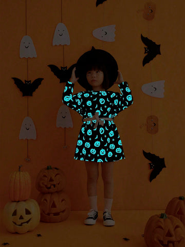 THE HAPPY LOOK Young Boys Cute Pumpkin Print Round Neck Long Sleeve A-Line Waist Black Sweatshirt Dress, Fall & Winter Halloween Glow In The Dark