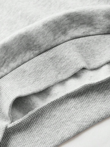 THE HAPPY LOOK Young Girl Grey Letter Print Basic Style Sweatshirt