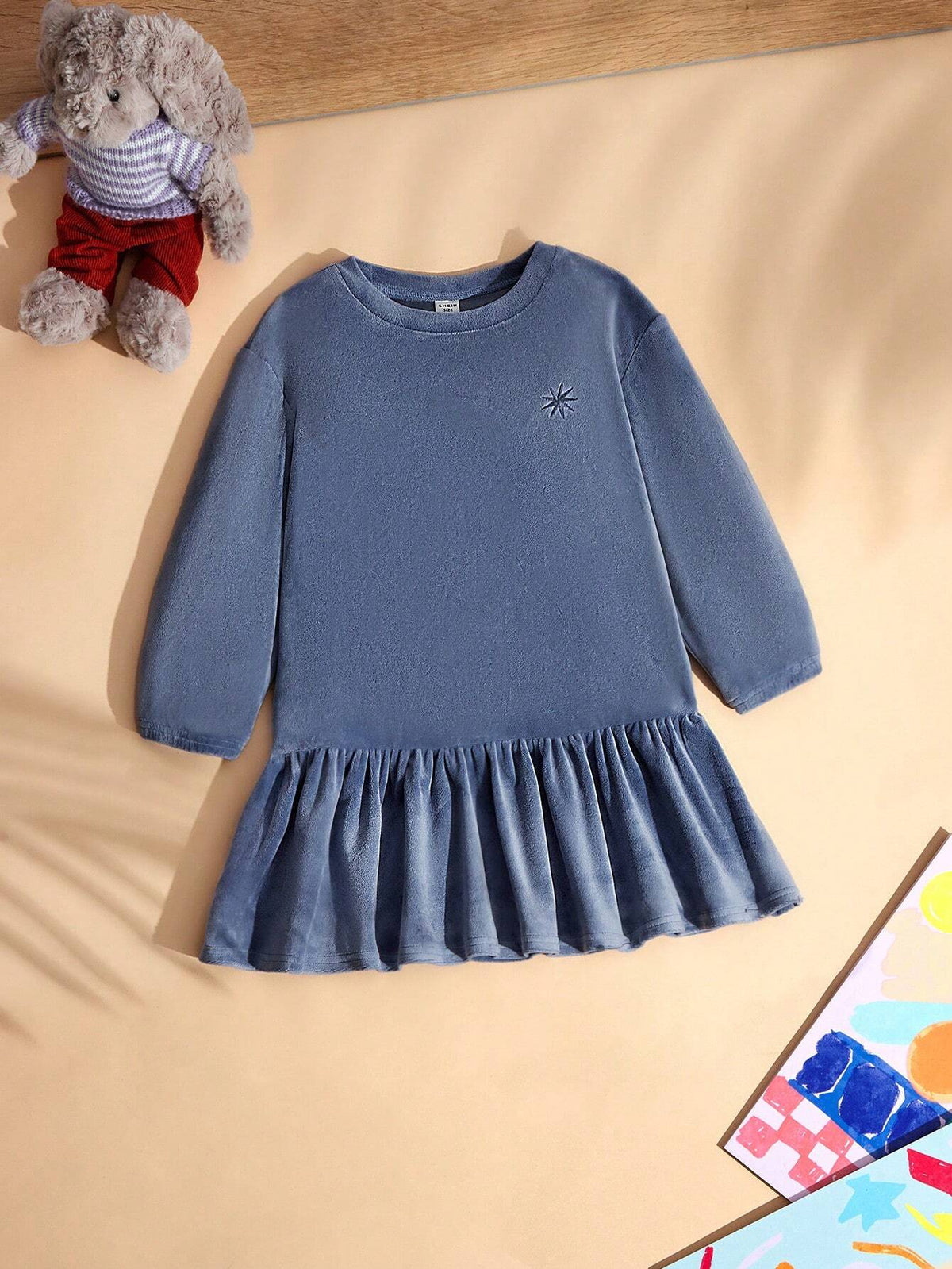 THE HAPPY LOOK Young Girl Round Neck Long Sleeve Simple Pleated Dress, Casual Daily Wear