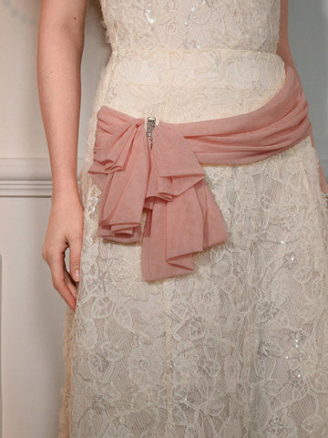 The Great Gatsby x MOTF LACE OVERLAY CONTRAST SEQUIN CONTRAST RUCHED BOW DETAIL FLARE SKIRT