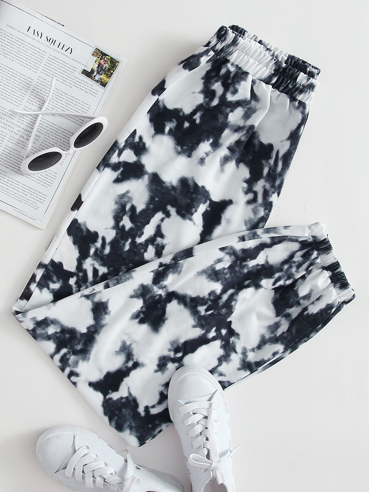 Tie Dye Elastic Waist Sweatpants.