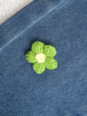 Toddler Girls Cute Bear Print Cartoon Letter 3D Floral Decor Trendy Minimalist Spring Autumn Design