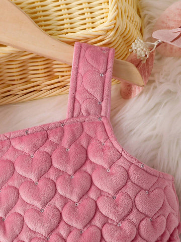 Toddler Girls Sweet Quilted Heart Casual Cotton Sleeveless Dress, Comfortable & Versatile For Layering With T-Shirts, Shirts, Sweaters, Cardigans, Suitable For Party, Casual, Outdoor, Daily Wear In Spring, Autumn, Winter