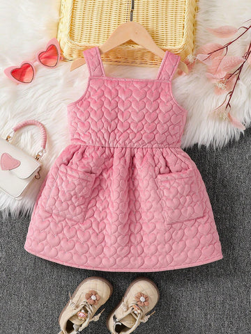Toddler Girls Sweet Quilted Heart Casual Cotton Sleeveless Dress, Comfortable & Versatile For Layering With T-Shirts, Shirts, Sweaters, Cardigans, Suitable For Party, Casual, Outdoor, Daily Wear In Spring, Autumn, Winter