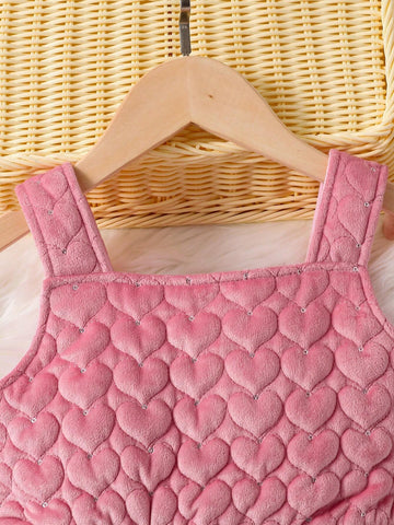 Toddler Girls Sweet Quilted Heart Casual Cotton Sleeveless Dress, Comfortable & Versatile For Layering With T-Shirts, Shirts, Sweaters, Cardigans, Suitable For Party, Casual, Outdoor, Daily Wear In Spring, Autumn, Winter