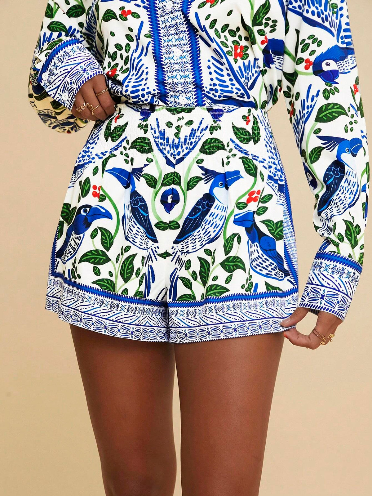 Travachic Women Relaxed Waist Printed Woven Shorts