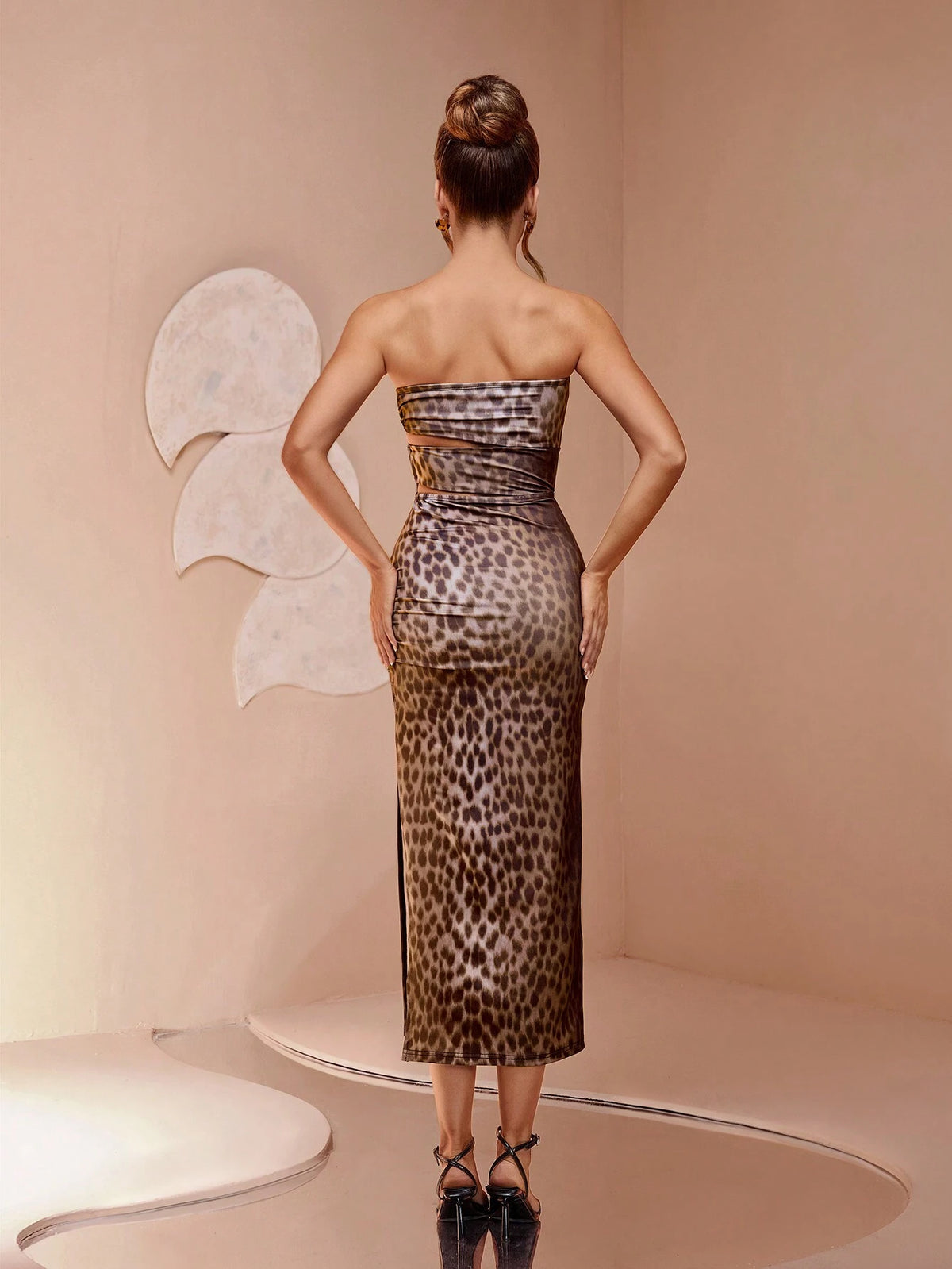 Tube Digital Leopard Print Bandeau Sleeveless High Waisted Bodycon Midi Dress, Sophisticated & Unique, Suitable For All Occasions Like Parties, Graduations, Events