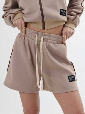 TypaGal Drawstring Waistband Casual Sweat Shorts With Badge Detail