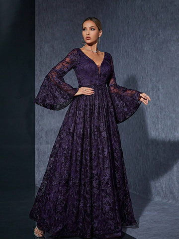 V-Neck Embroidered Lace Sexy Trumpet Sleeve High-End Evening Dress