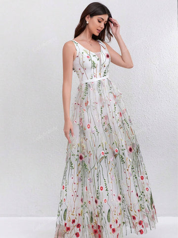 V-Neck Lace Embroidered Backless Long Formal Dress