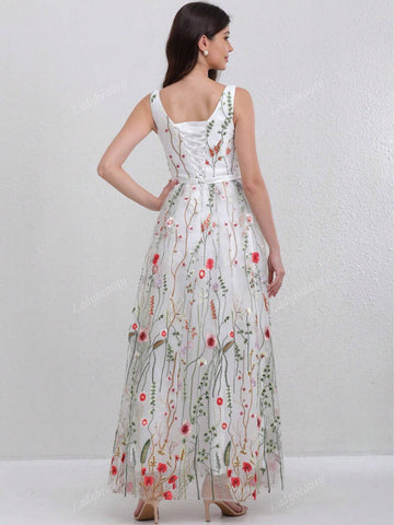 V-Neck Lace Embroidered Backless Long Formal Dress