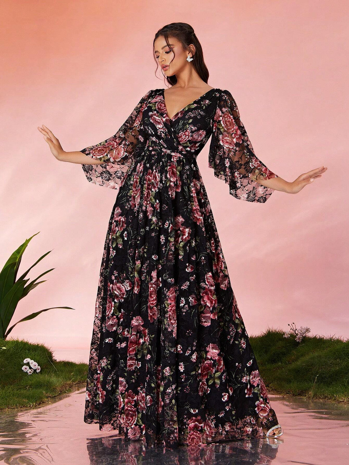 V-Neck Lace Puff Sleeve High-End Evening Dress With Print