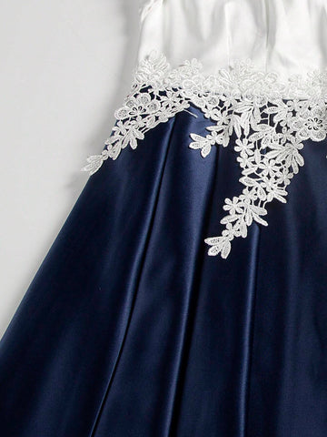 V-Neck Long Satin Mother Of The Bride Dress With Waist Belt And Embroidered Flowers