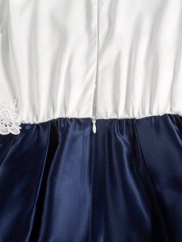 V-Neck Long Satin Mother Of The Bride Dress With Waist Belt And Embroidered Flowers