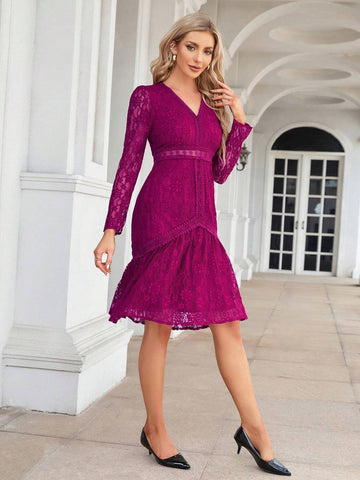 V-Neck Long Sleeve Knee Length Bridesmaid Dress With Waist Cinched