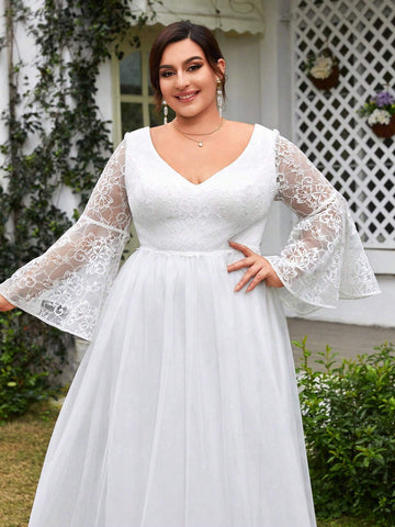 V-Neck Long Sleeve Lace & Mesh Patchwork Wedding Dress With Ruffle And A-Line Skirt