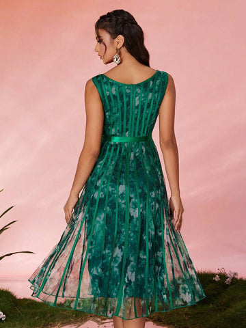 V-Neck Printed Mesh Splice Formal Dress, Premium