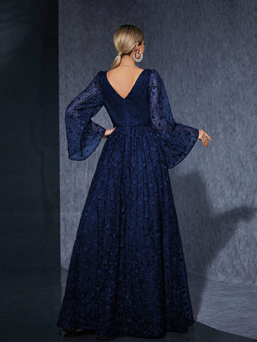 V-Neck Embroidered Mesh Trumpet Sleeve Floor-Length High-End Bridesmaid Evening Dress