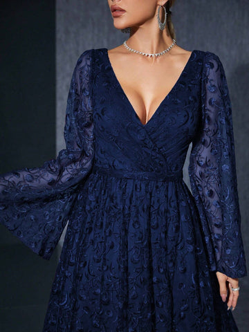 V-Neck Embroidered Mesh Trumpet Sleeve Floor-Length High-End Bridesmaid Evening Dress