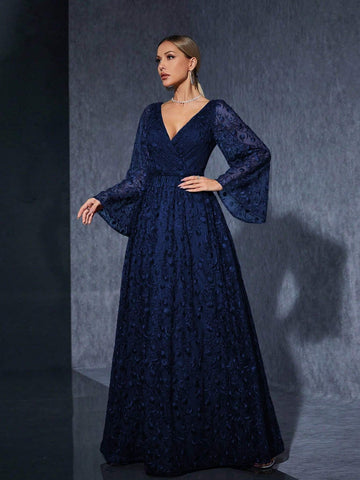 V-Neck Embroidered Mesh Trumpet Sleeve Floor-Length High-End Bridesmaid Evening Dress