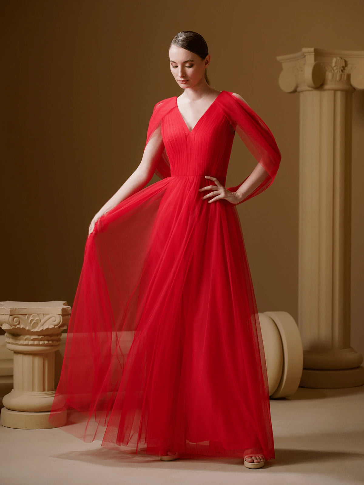 V.DRESSES Red Tulle Strap Wedding Bridesmaid Gown Off-Shoulder Dress