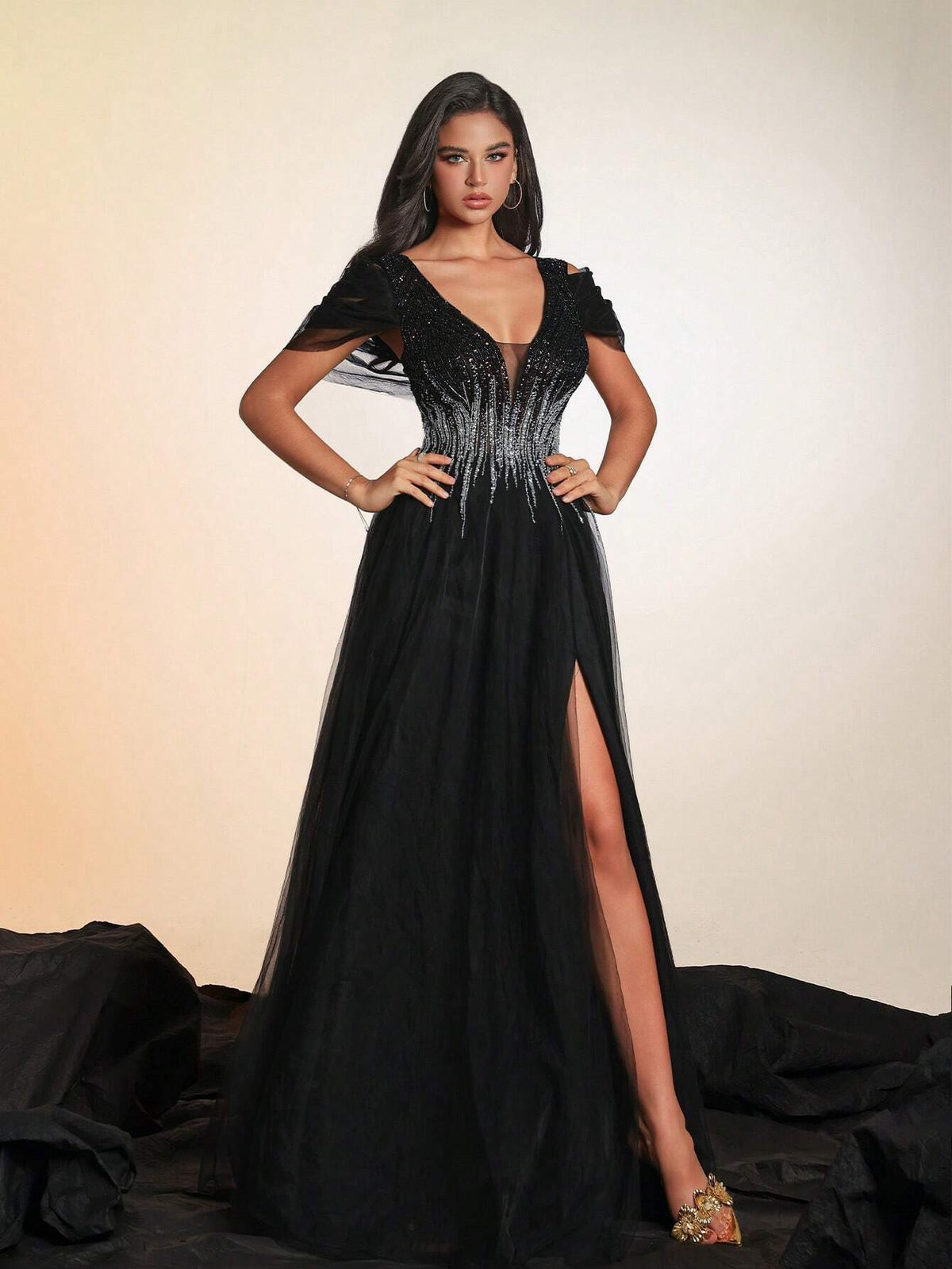 VIPGIRL Long Beaded Elegant Mesh Women's Evening Party Dress