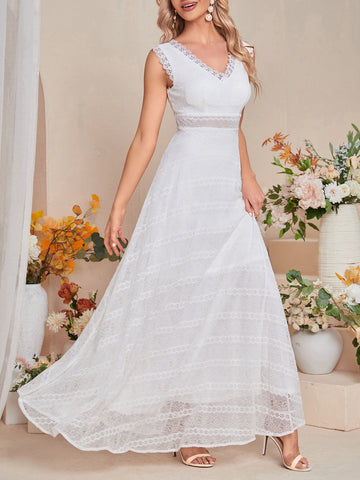 V Neck Sleeveless Lace Wedding Dress
