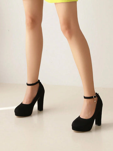 Vintage Sexy High Chunky Heel Waterproof Platform Round Toe Buckle Super High Heel Pageant Velvet Comfor