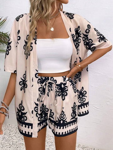 Vintage Style Women's Printed Shawl And Shorts Set