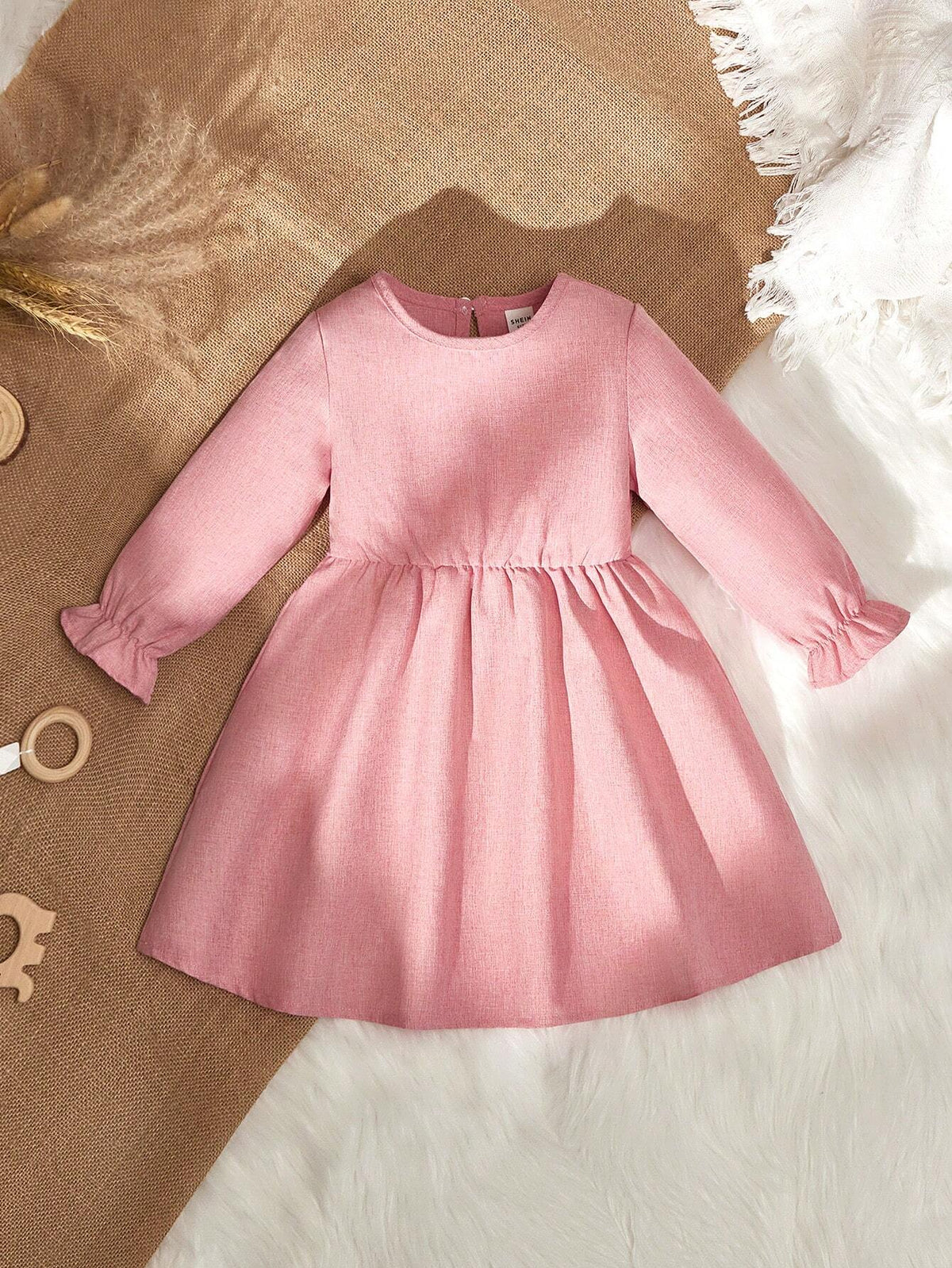 Vintaside Kids YoungboyyounggirlThis A-Line Children's Dress, The Pink Tone Highlights The Elegant Sweetness Of The Little Girl
