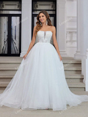 White Strapless Tulle Wedding Dress For Bride Long Lace Floral Applique Bridal Gown Lace Up Back With Train