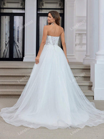 White Strapless Tulle Wedding Dress For Bride Long Lace Floral Applique Bridal Gown Lace Up Back With Train