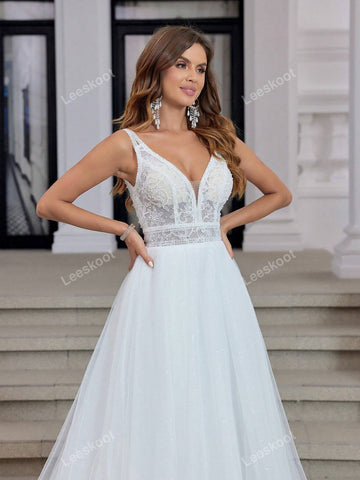 White V Neck Tulle Wedding Dresses For Bride Long A Line Lace Pearl Elegant Sequin Wedding Gown With Train Sleeveless