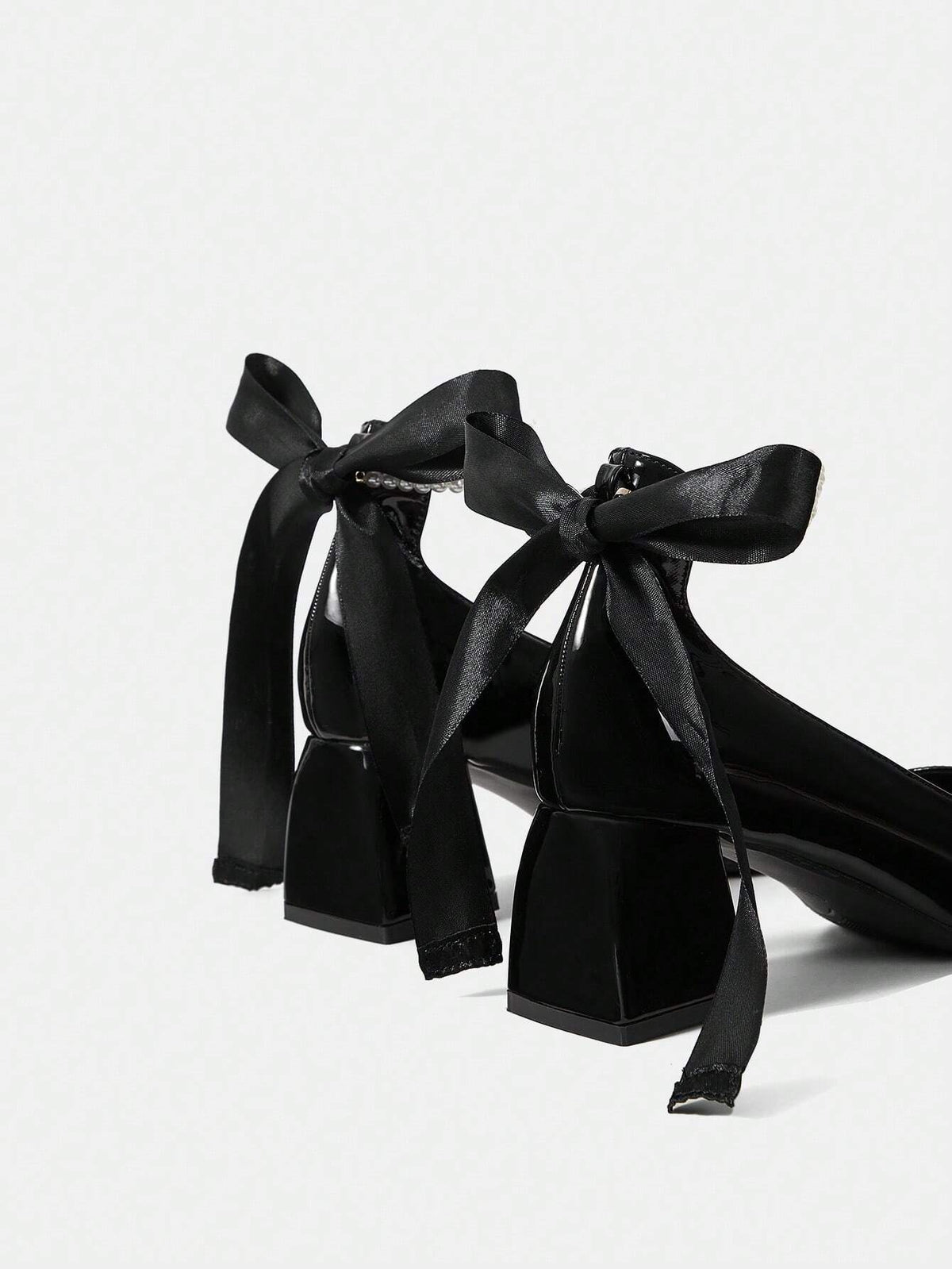 Woman Shoes High Heeled Pumps With Pearls, Solid Colored For Spring And Summer