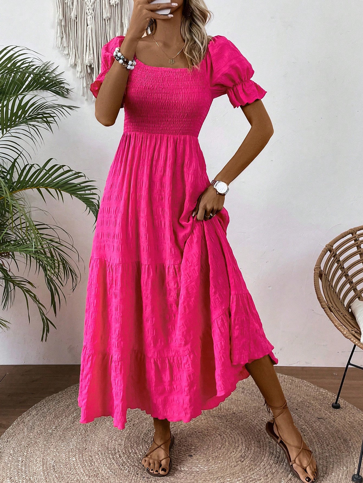 Women'S Shirred Panel & Ruffle Hem Decor Dress