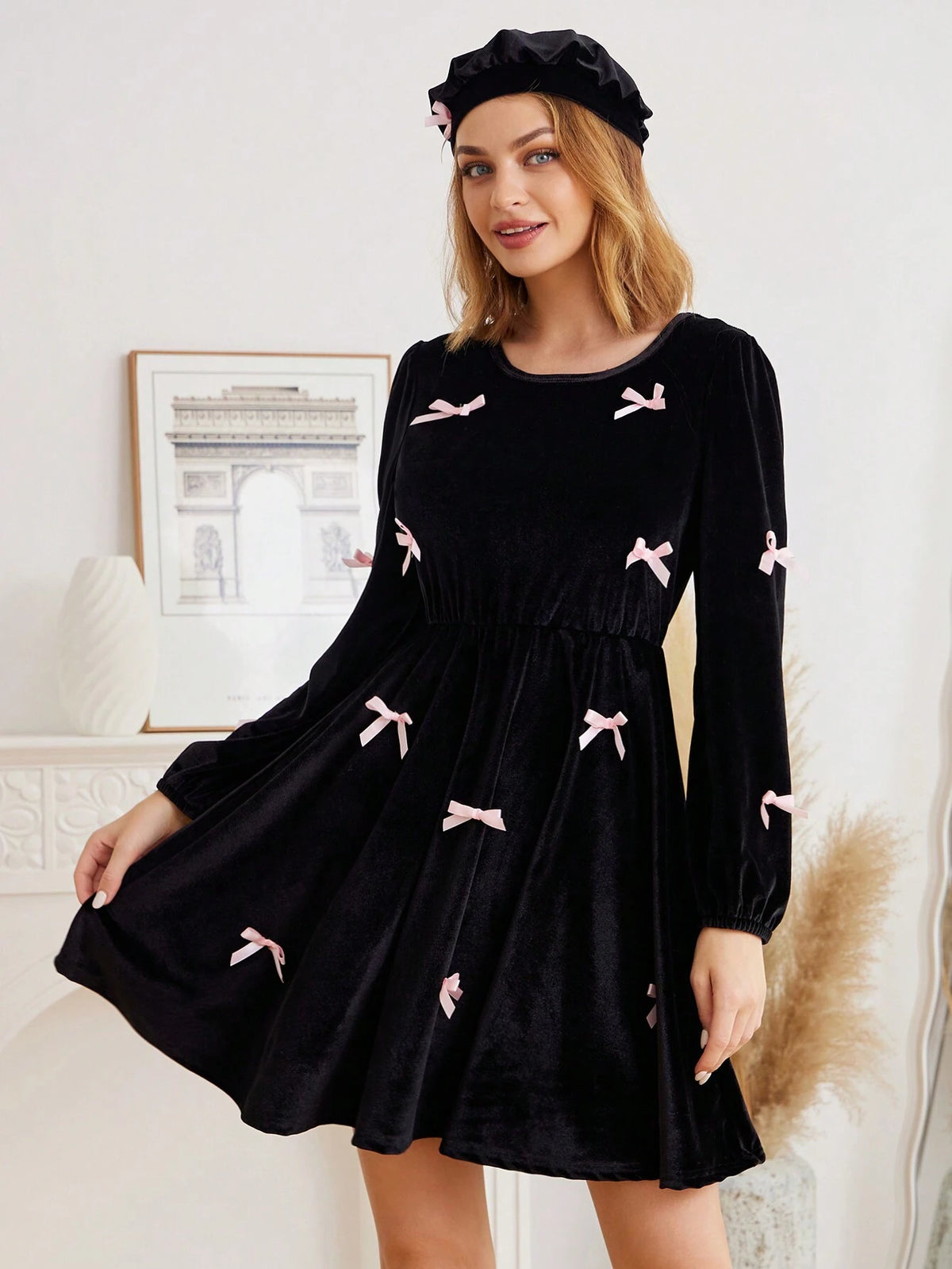 Women And Girls Matching Velvet Dress With Bow, Elegant Long Sleeve Dress, Stylish Mother Daughter Outfits, Suitable For Spring And Autumn