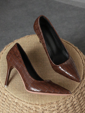 Women Comfortable Pointed Shallow Mouth Nine Centimeters High-Heeled Pumps With Thin Heel, Fashionable Brown Vintage Style With High-End