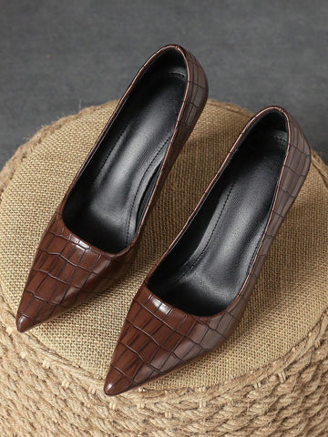 Women Comfortable Pointed Shallow Mouth Nine Centimeters High-Heeled Pumps With Thin Heel, Fashionable Brown Vintage Style With High-End