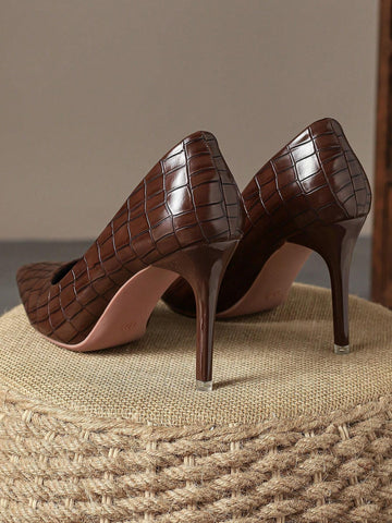 Women Comfortable Pointed Shallow Mouth Nine Centimeters High-Heeled Pumps With Thin Heel, Fashionable Brown Vintage Style With High-End