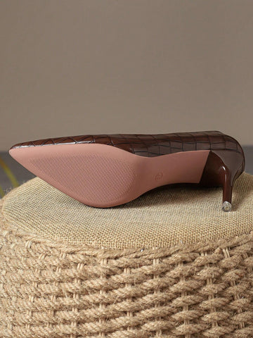 Women Comfortable Pointed Shallow Mouth Nine Centimeters High-Heeled Pumps With Thin Heel, Fashionable Brown Vintage Style With High-End