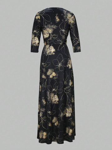 Women Fashionable Floral Printed Mid-Length Dress With V-Neck